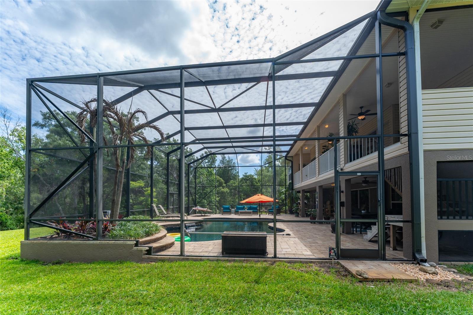 Listing photo id 48 for 8214 Revels Road