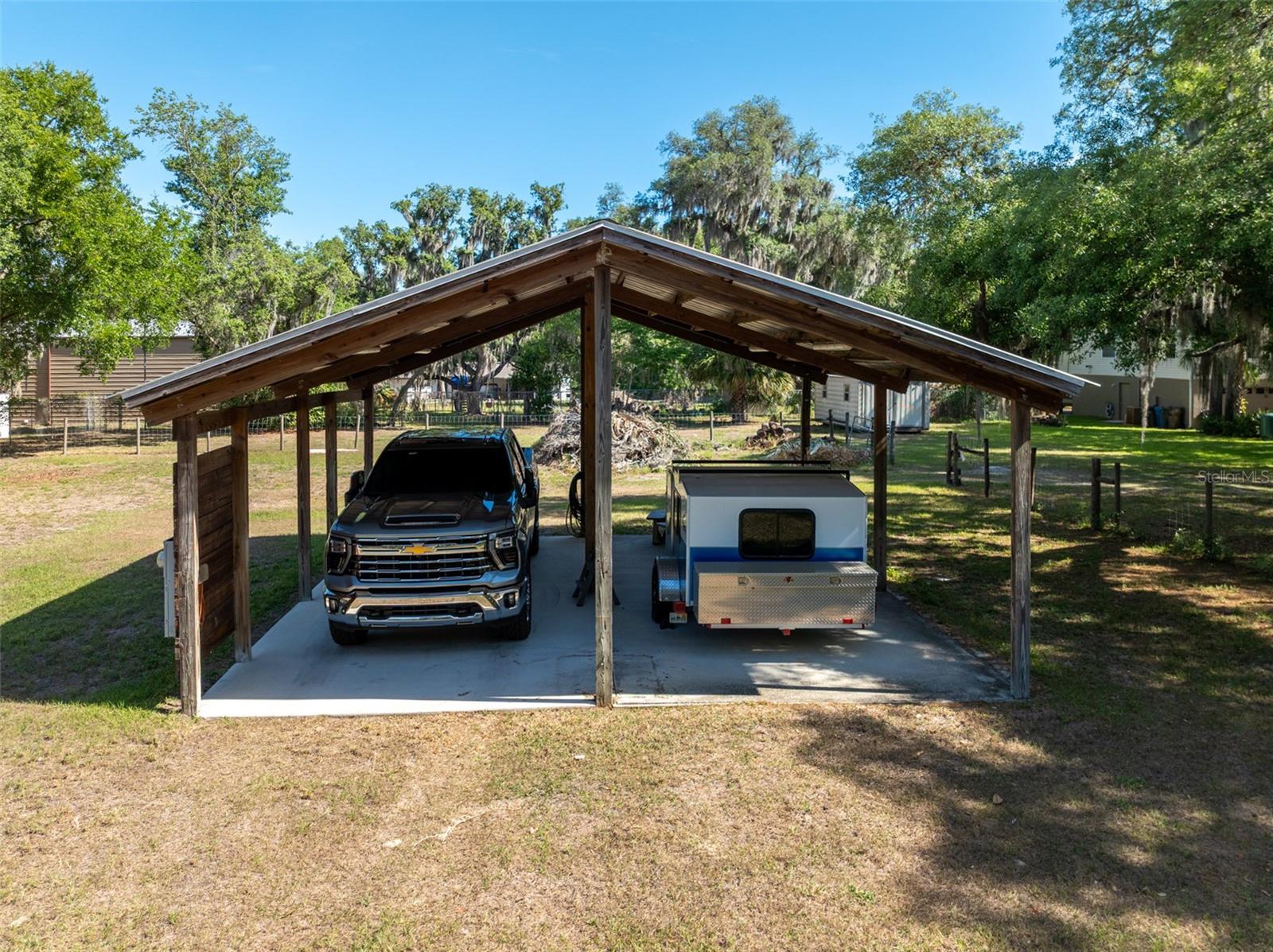 Listing photo id 7 for 8214 Revels Road