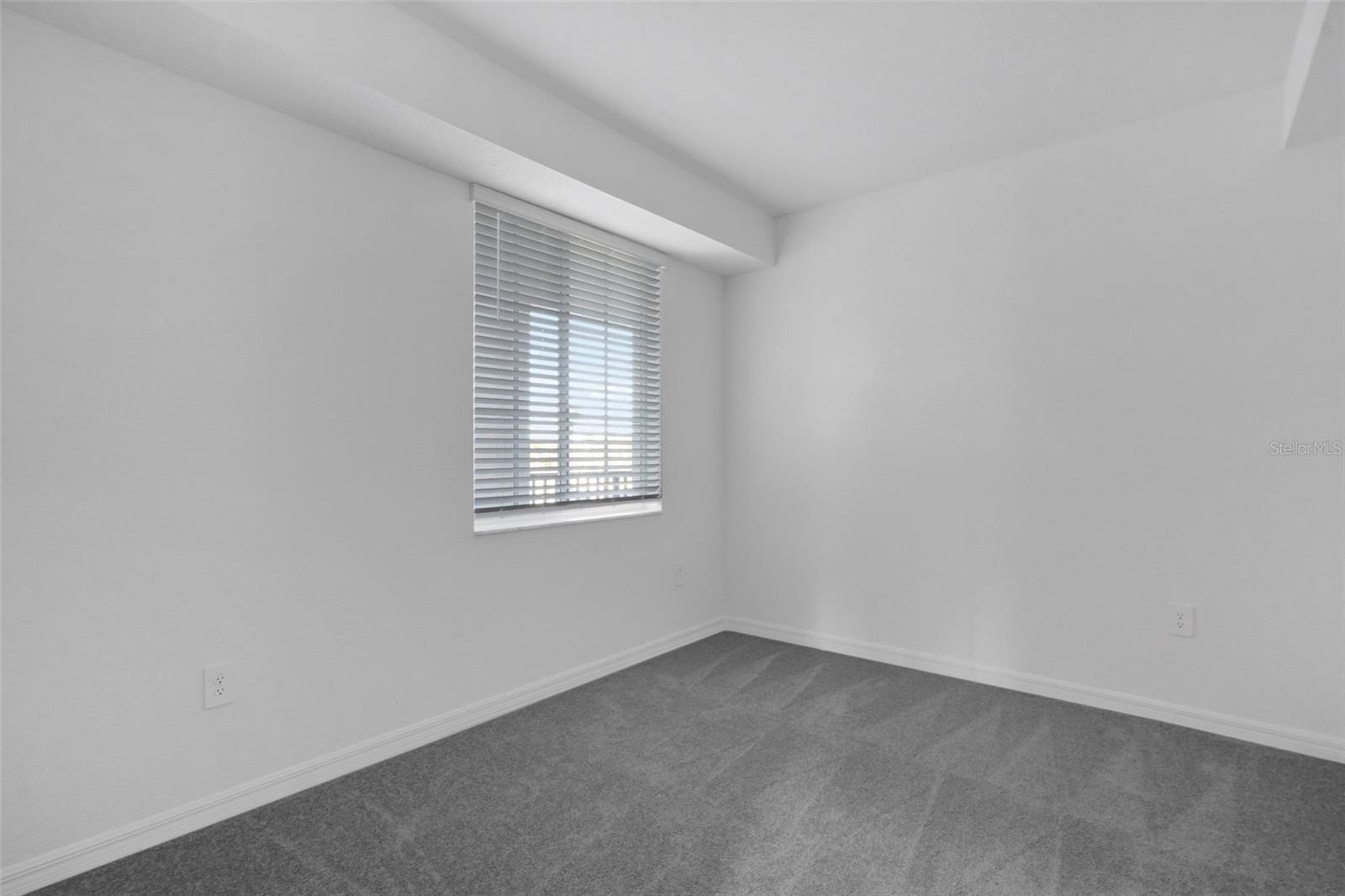 Image 8 of 22 For 19116 Scallop Loop 302