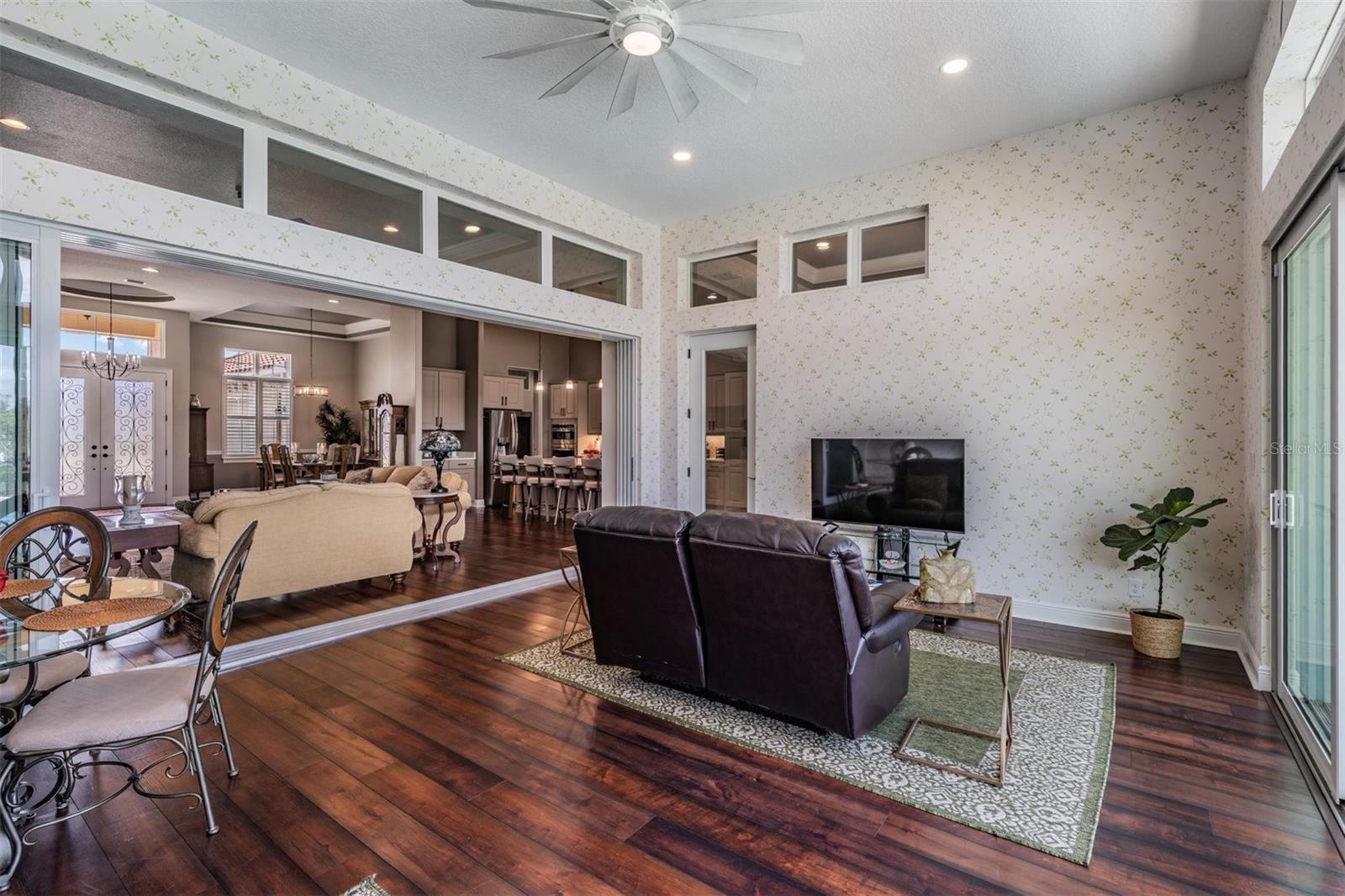 Image 25 of 78 For 13915 Carryback Drive