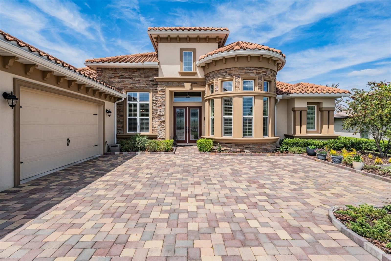 Image 4 of 78 For 13915 Carryback Drive