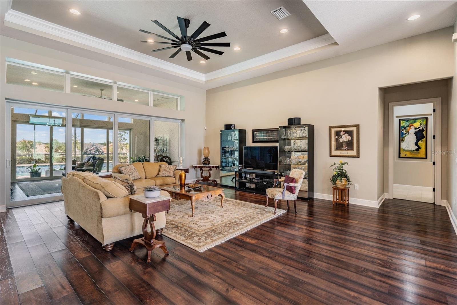 Image 6 of 78 For 13915 Carryback Drive