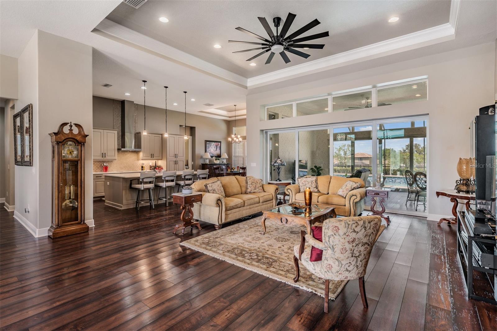 Image 7 of 78 For 13915 Carryback Drive