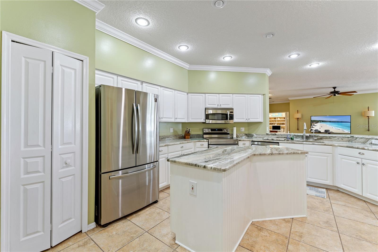 Image 11 of 85 For 8715 Hidden Green Lane