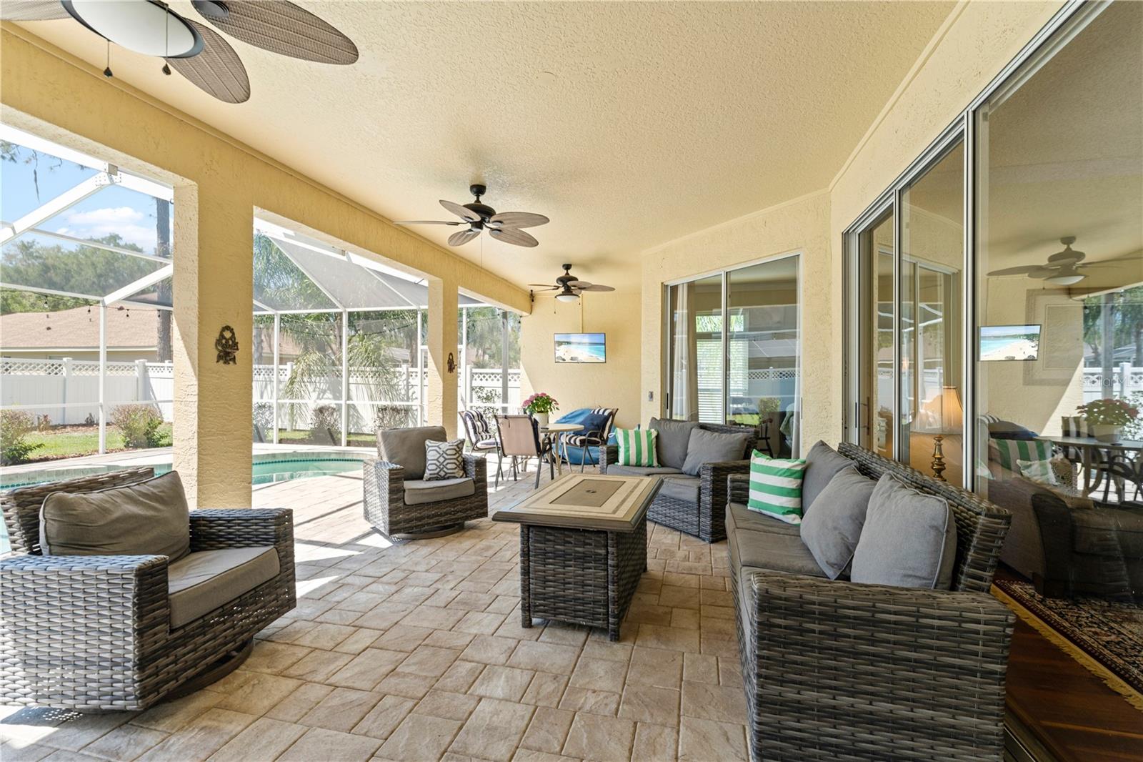 Image 5 of 85 For 8715 Hidden Green Lane