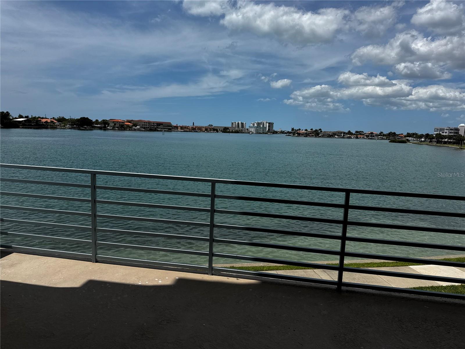 Image 2 of 18 For 7932 Sailboat Key Boulevard S 101