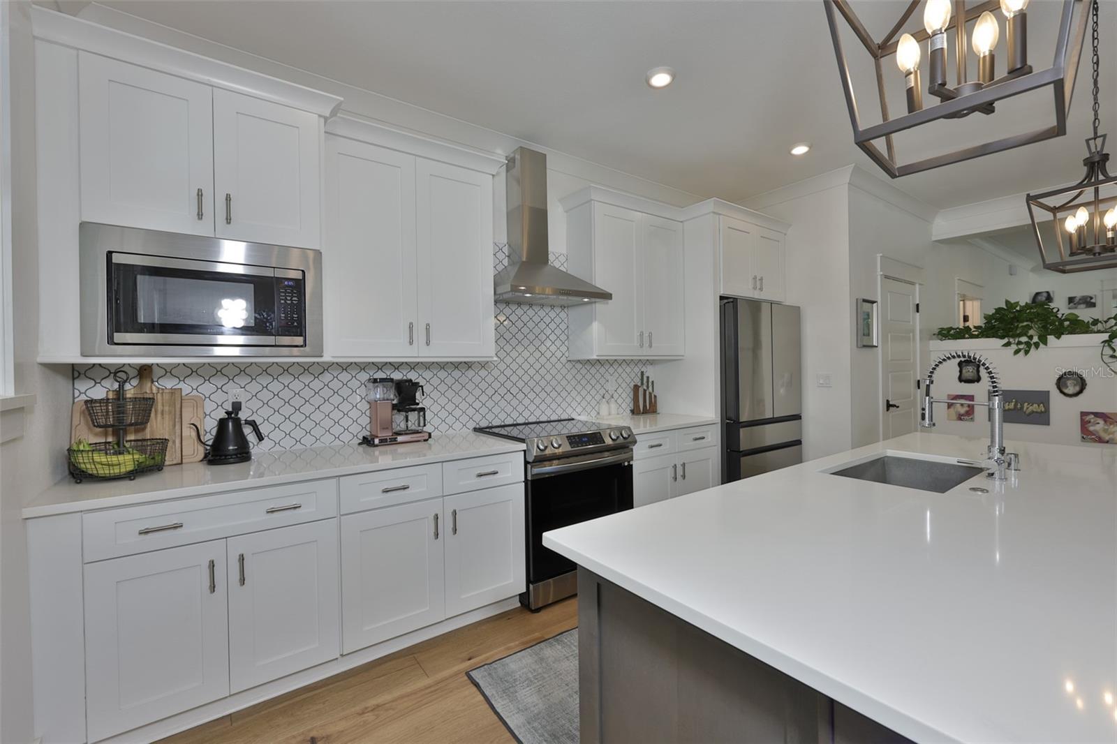 Image 12 of 45 For 2204 Central Avenue 1