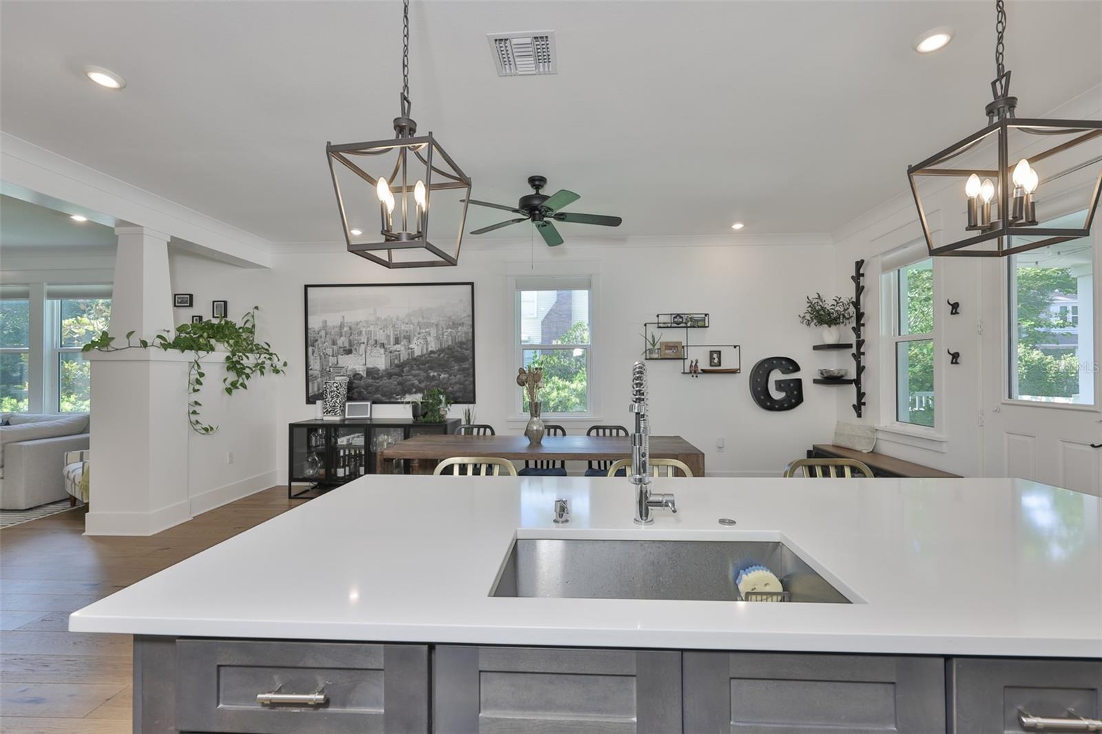 Image 14 of 45 For 2204 Central Avenue 1