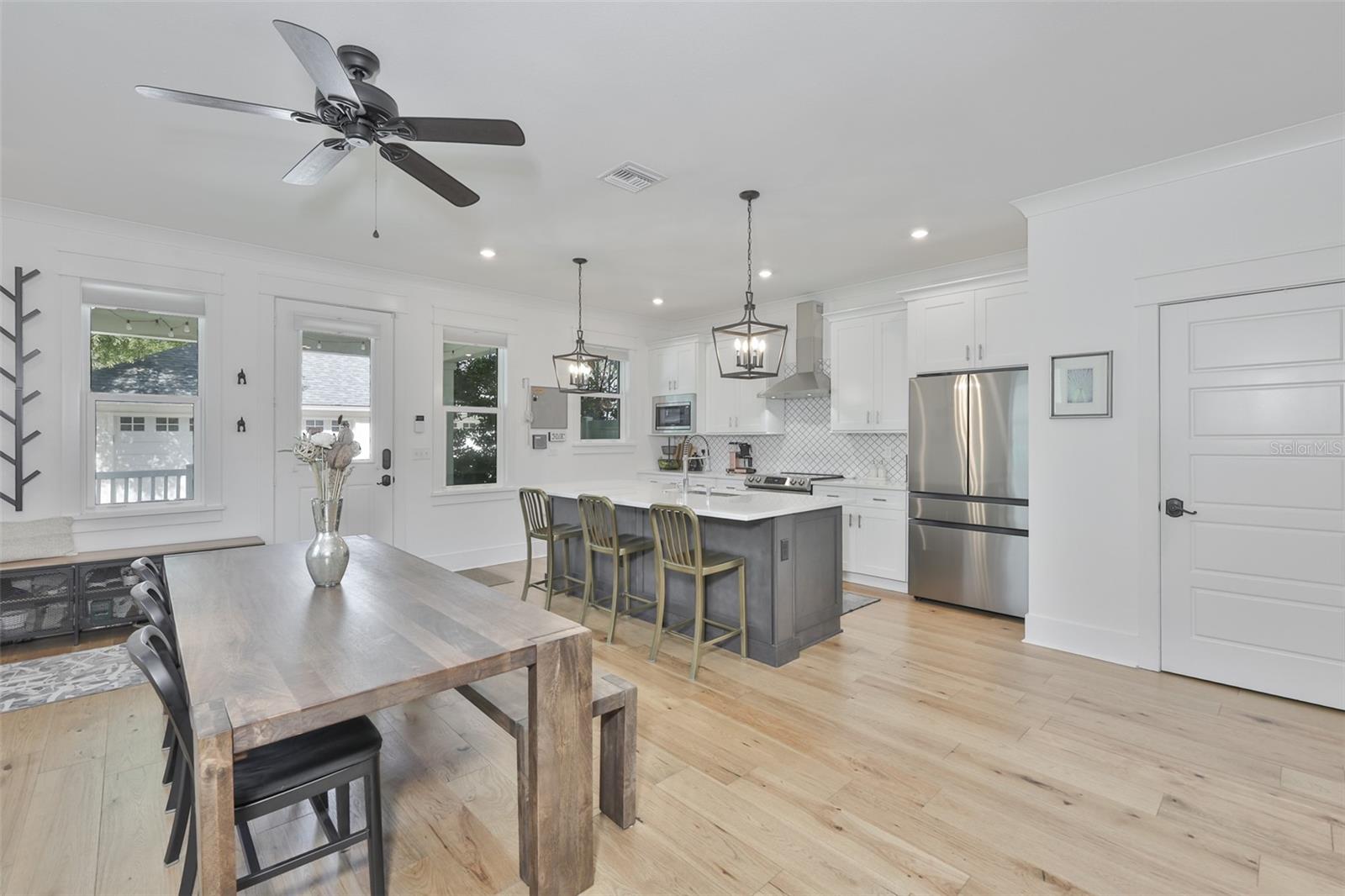 Image 15 of 45 For 2204 Central Avenue 1