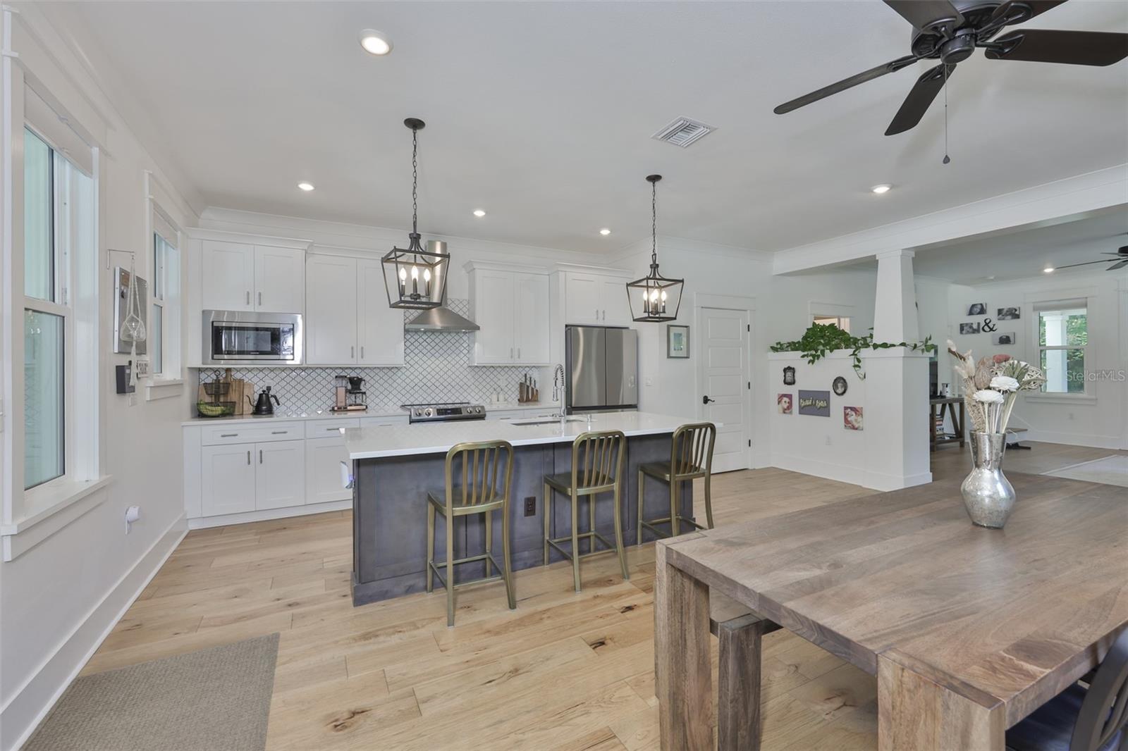 Image 9 of 45 For 2204 Central Avenue 1