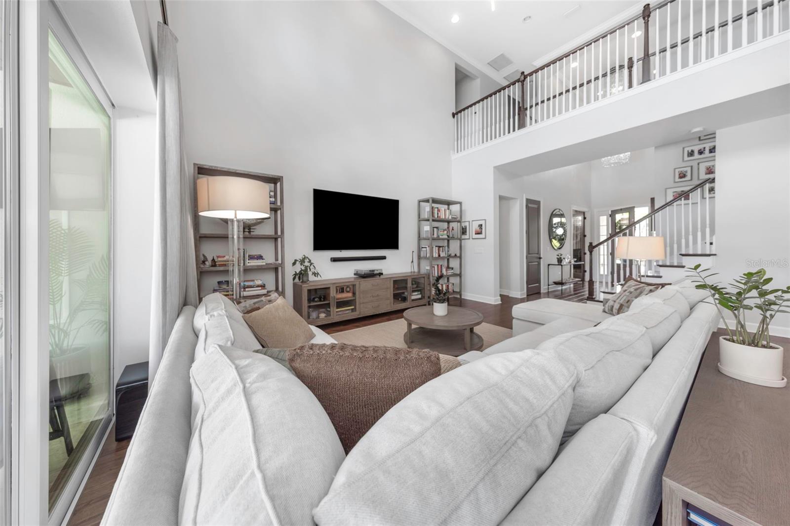 Image 16 of 91 For 4028 Rocky Shores Drive