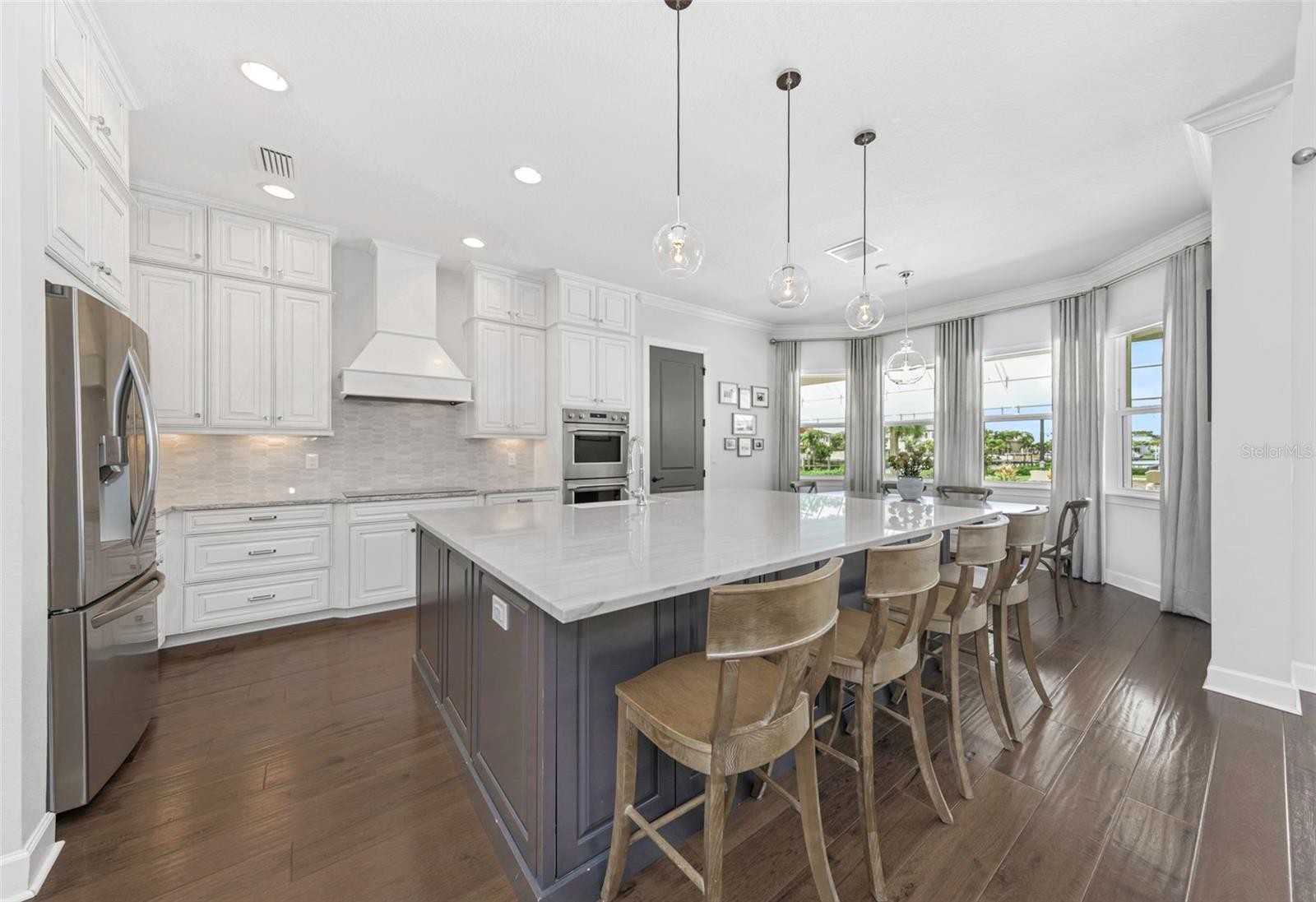 Image 18 of 91 For 4028 Rocky Shores Drive