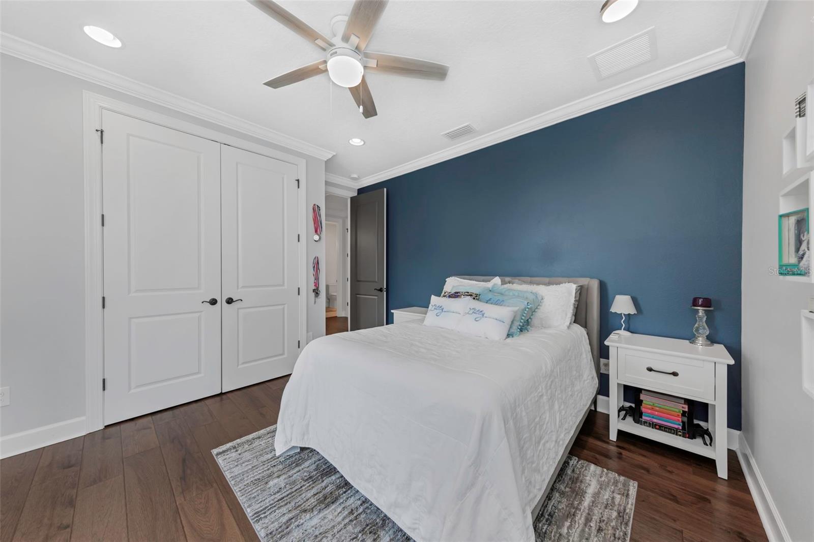 Image 35 of 91 For 4028 Rocky Shores Drive