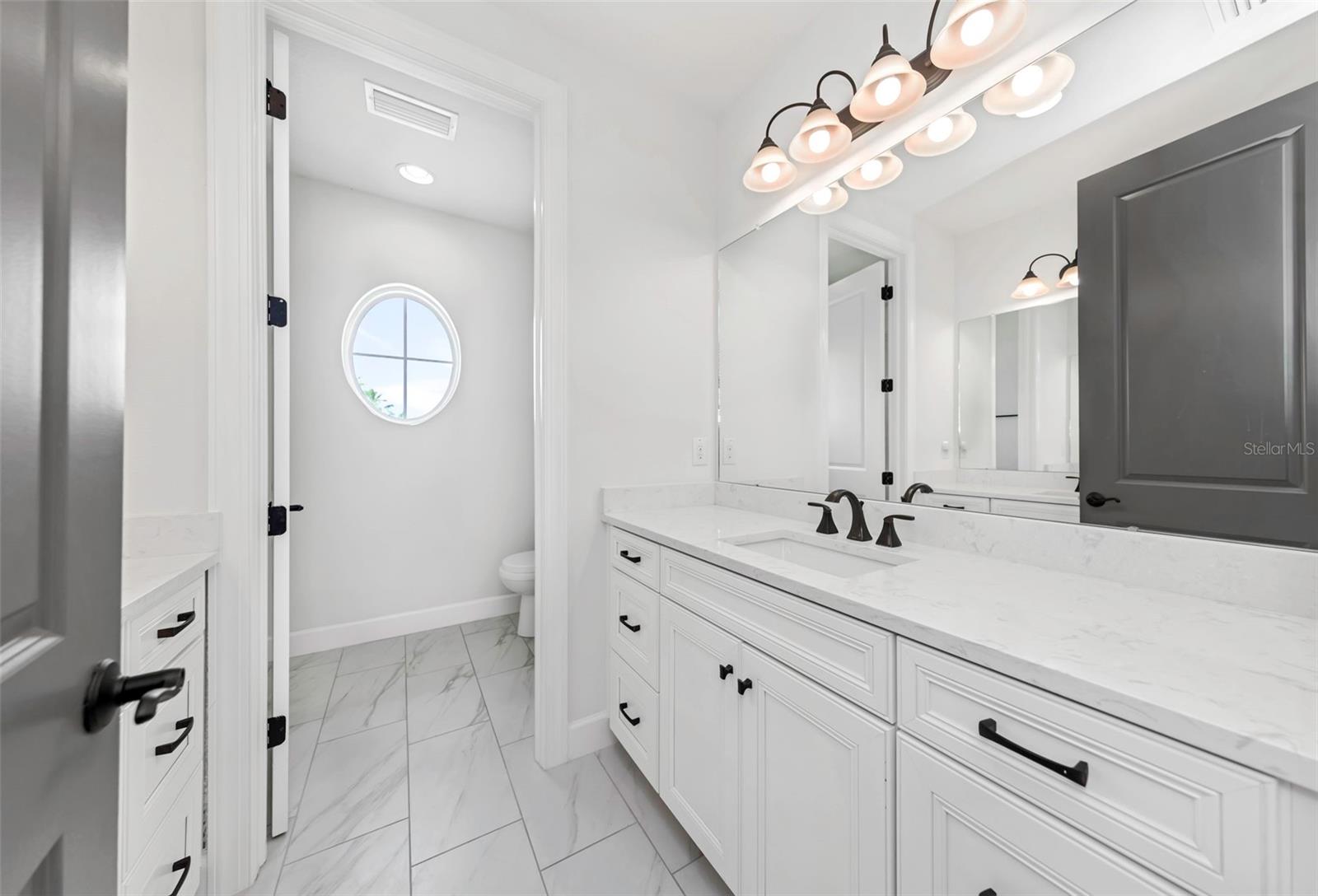 Image 36 of 91 For 4028 Rocky Shores Drive