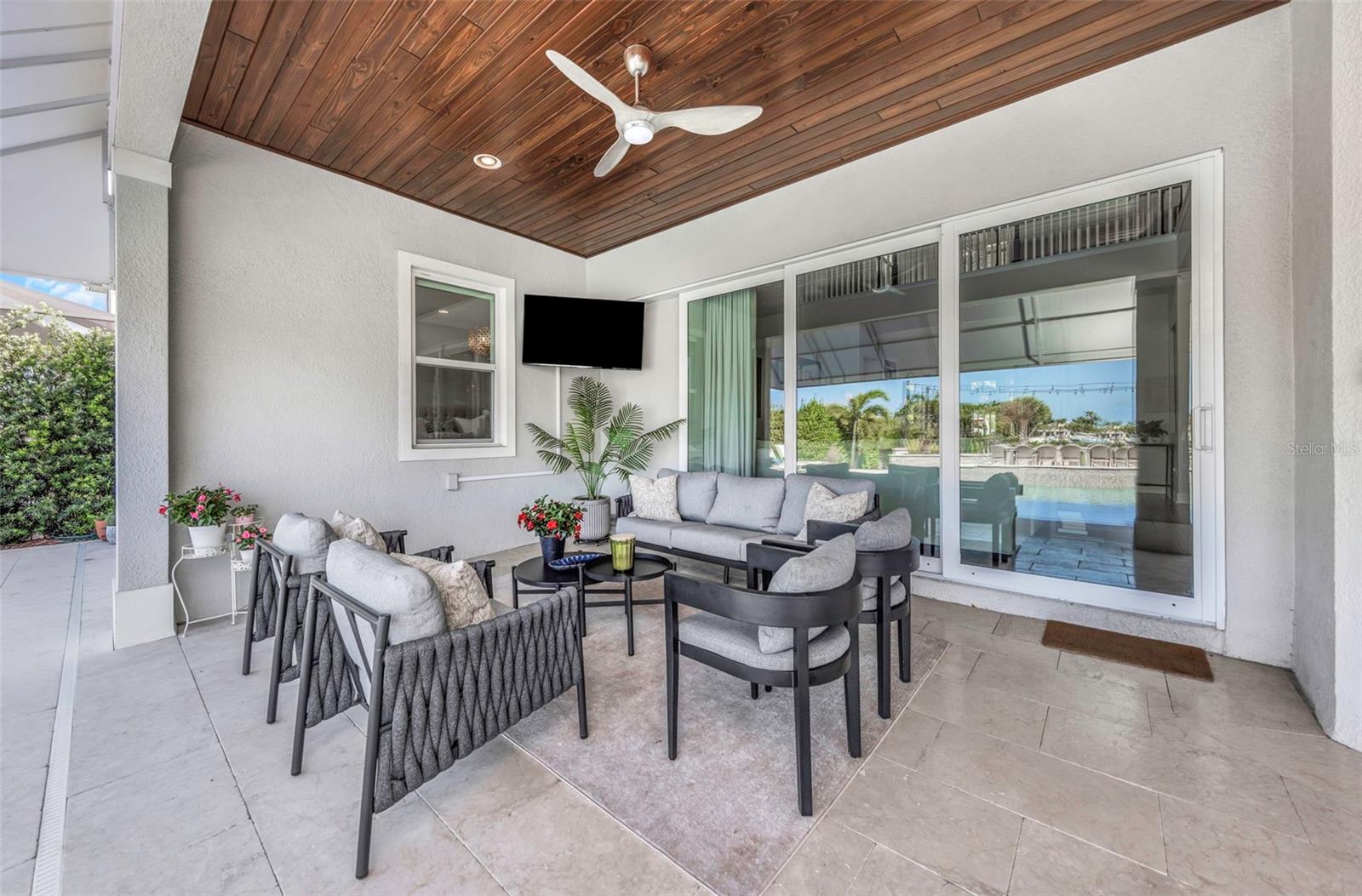 Image 37 of 91 For 4028 Rocky Shores Drive