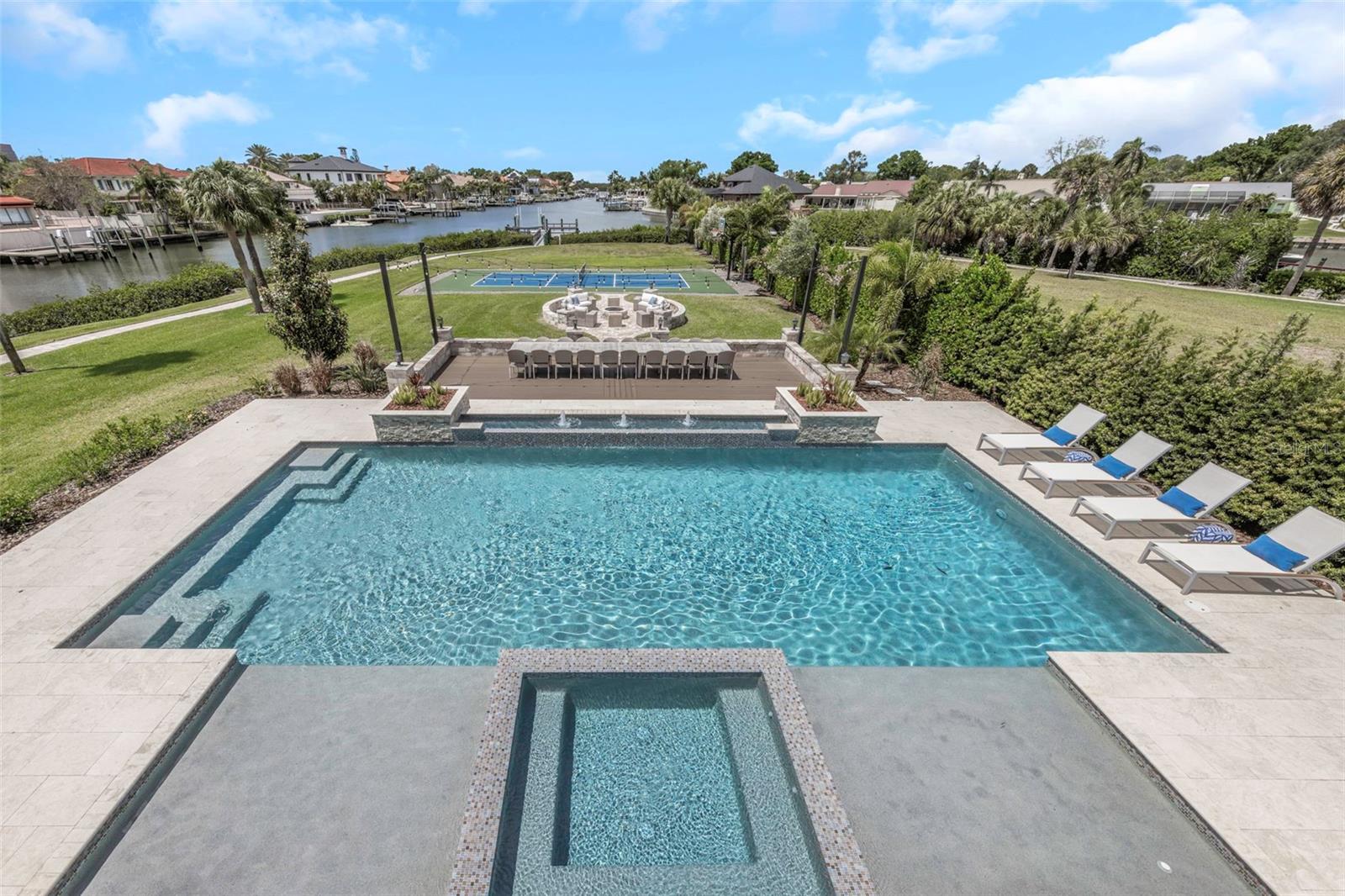 Image 40 of 91 For 4028 Rocky Shores Drive