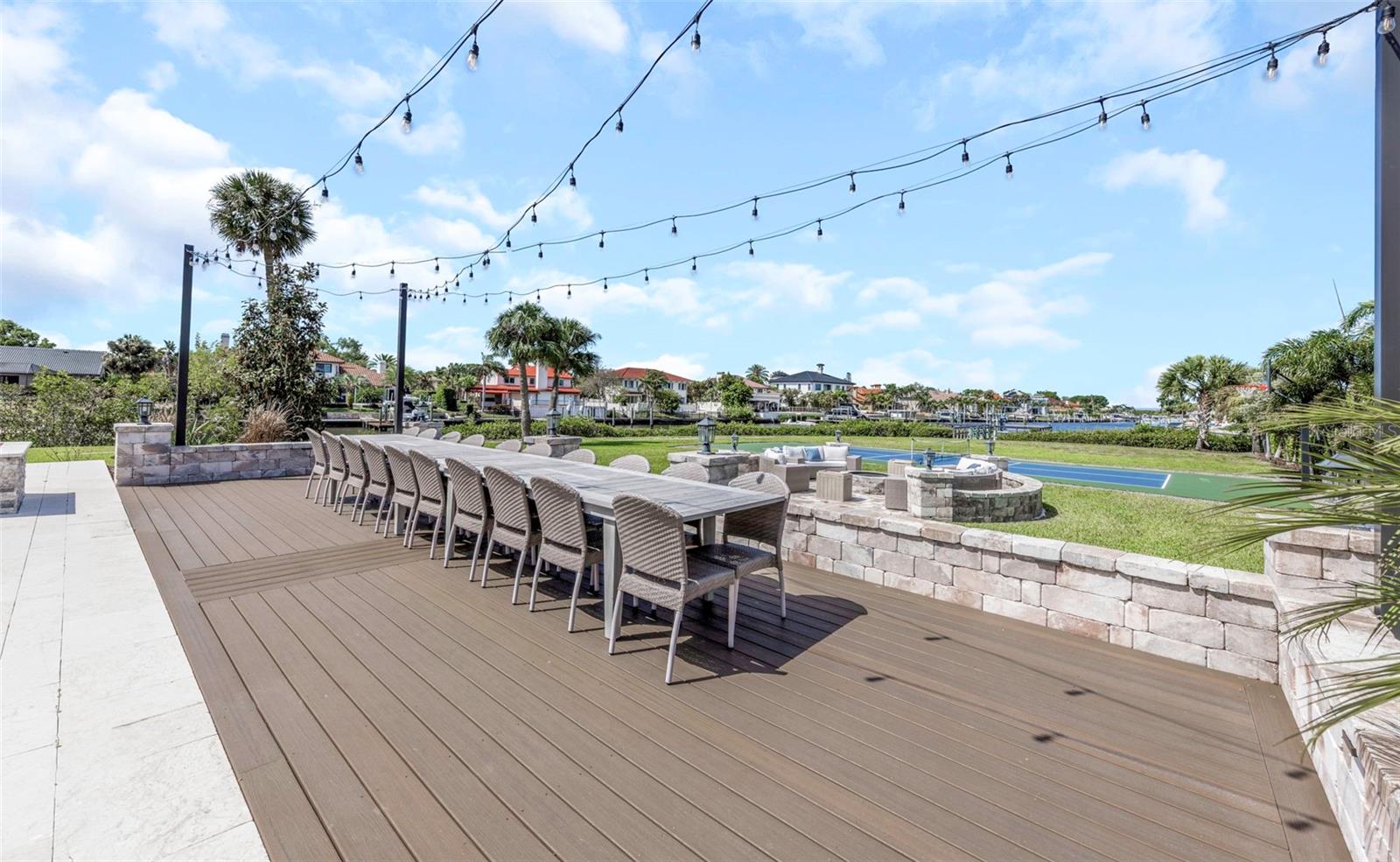 Image 49 of 91 For 4028 Rocky Shores Drive