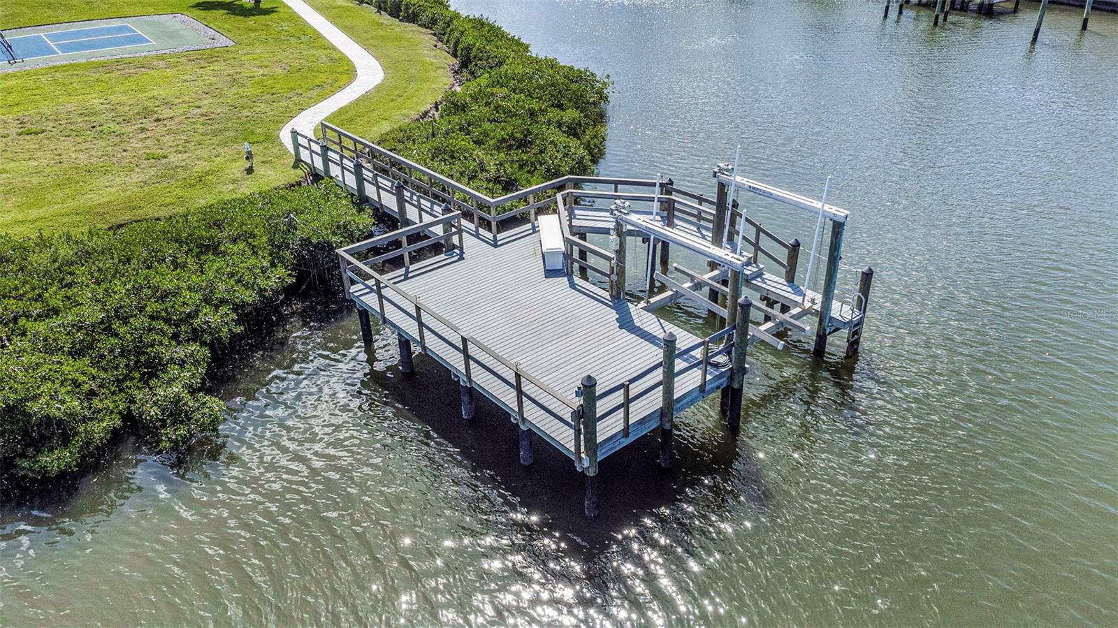 Image 69 of 91 For 4028 Rocky Shores Drive