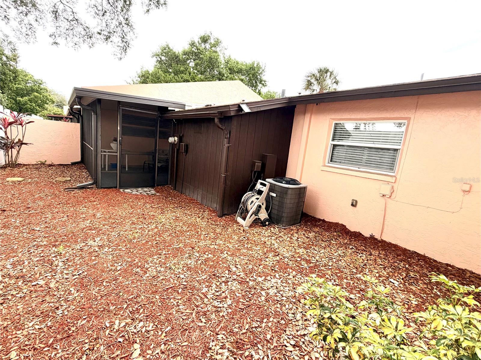 Image 8 of 10 For 7238 55th Avenue N