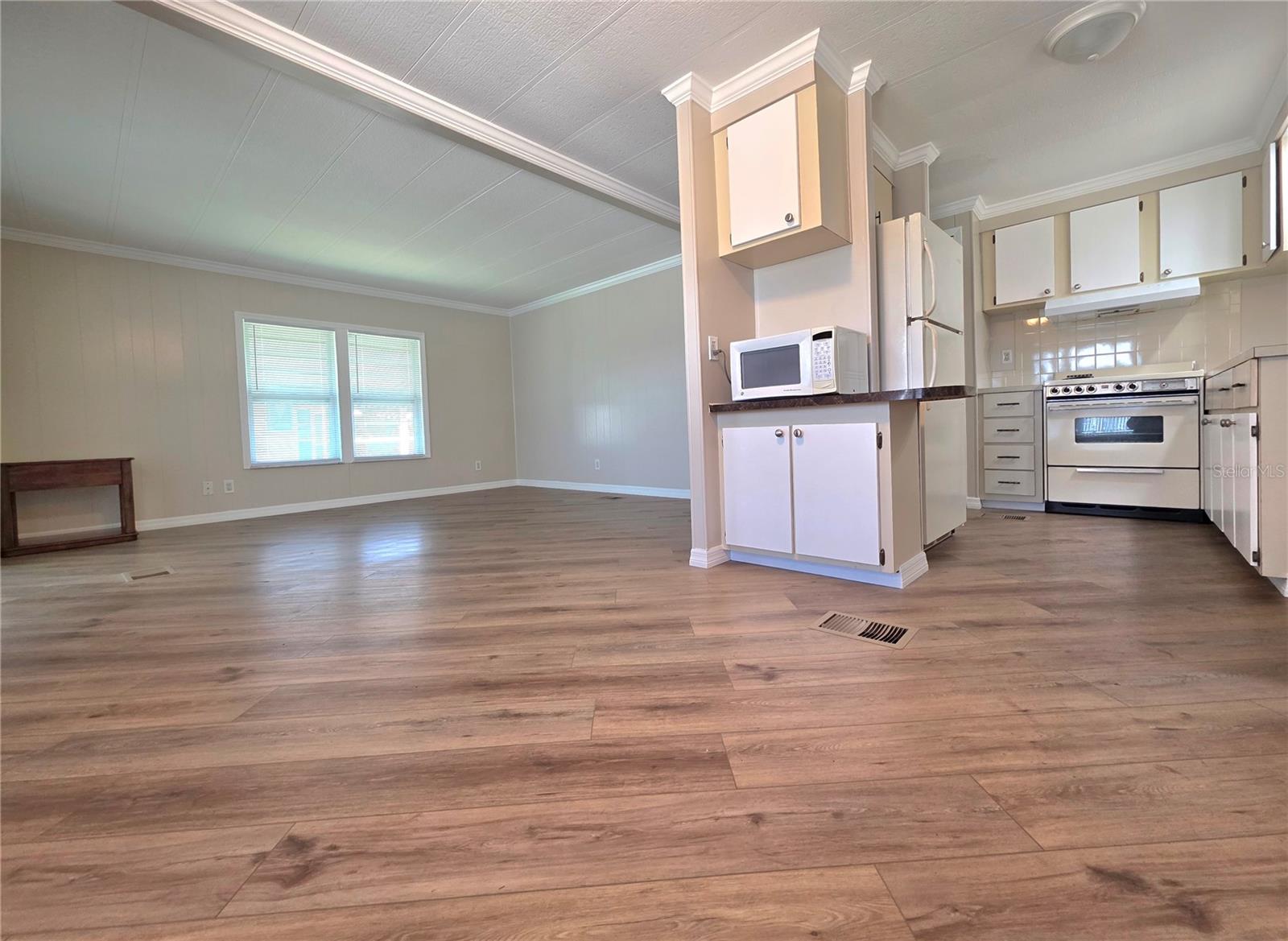 Image 13 of 67 For 36801 Camelia Court