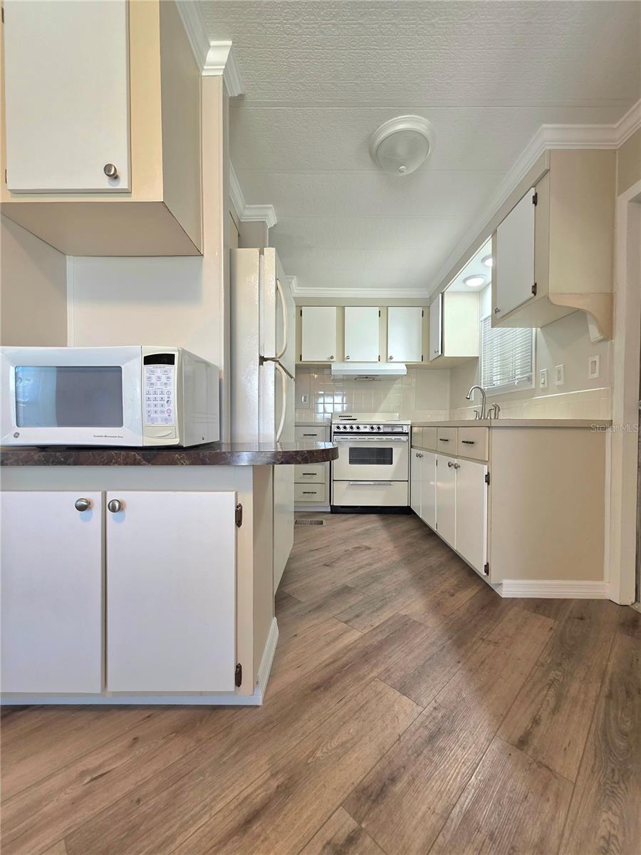 Image 14 of 67 For 36801 Camelia Court