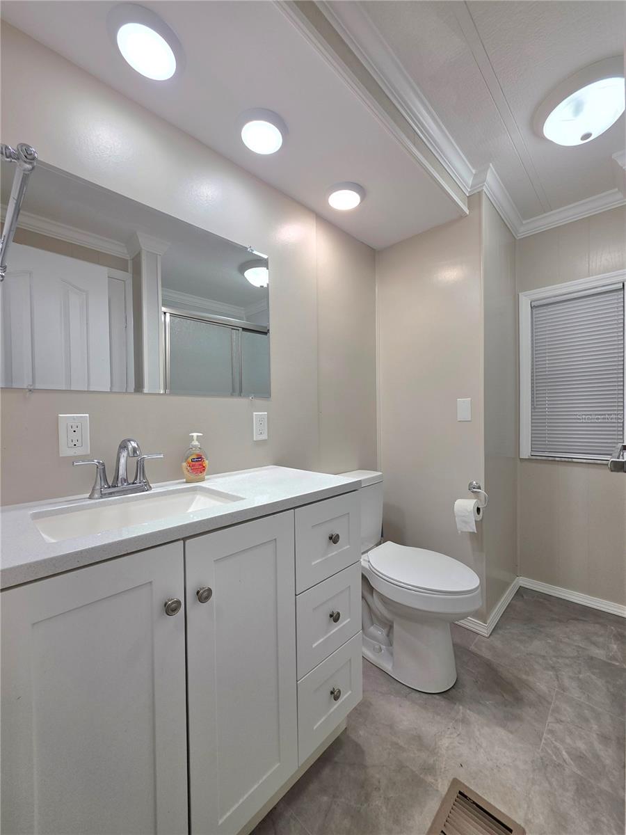 Image 18 of 67 For 36801 Camelia Court