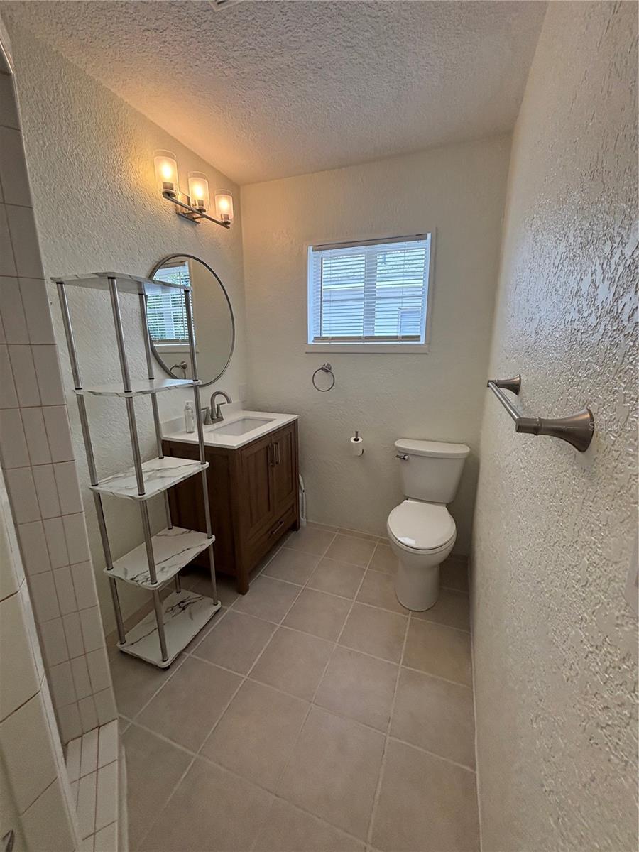 Image 12 of 14 For 3211 North A Street