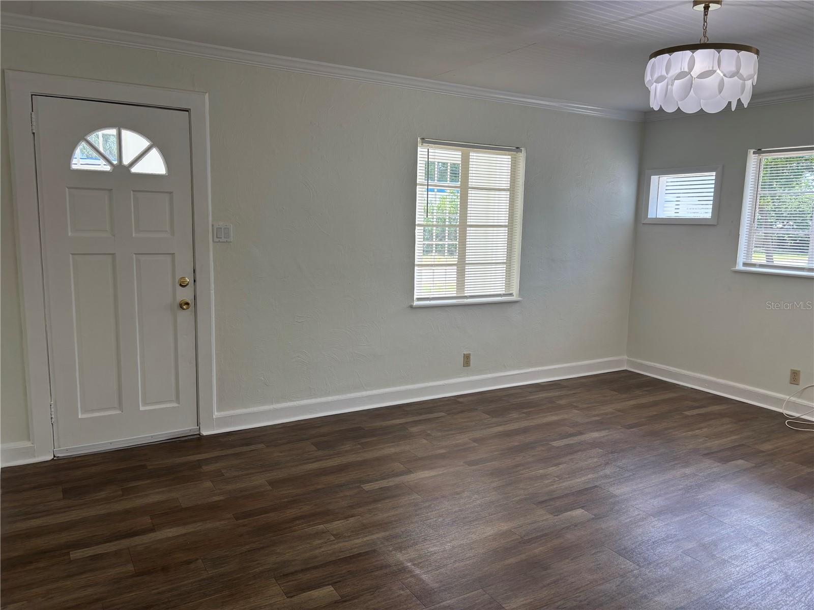 Image 6 of 14 For 3211 North A Street