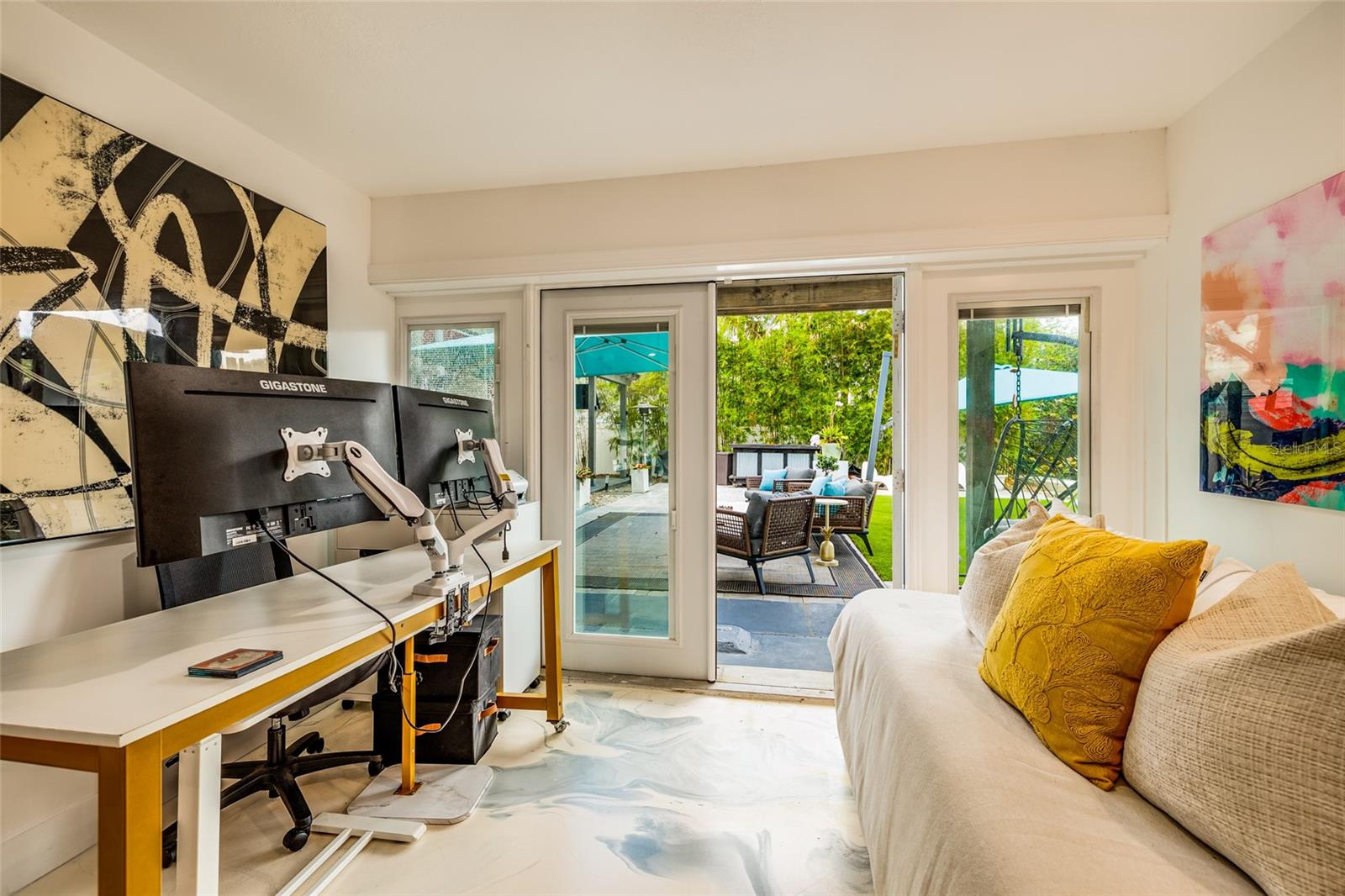 Image 22 of 49 For 2216 Occident Street