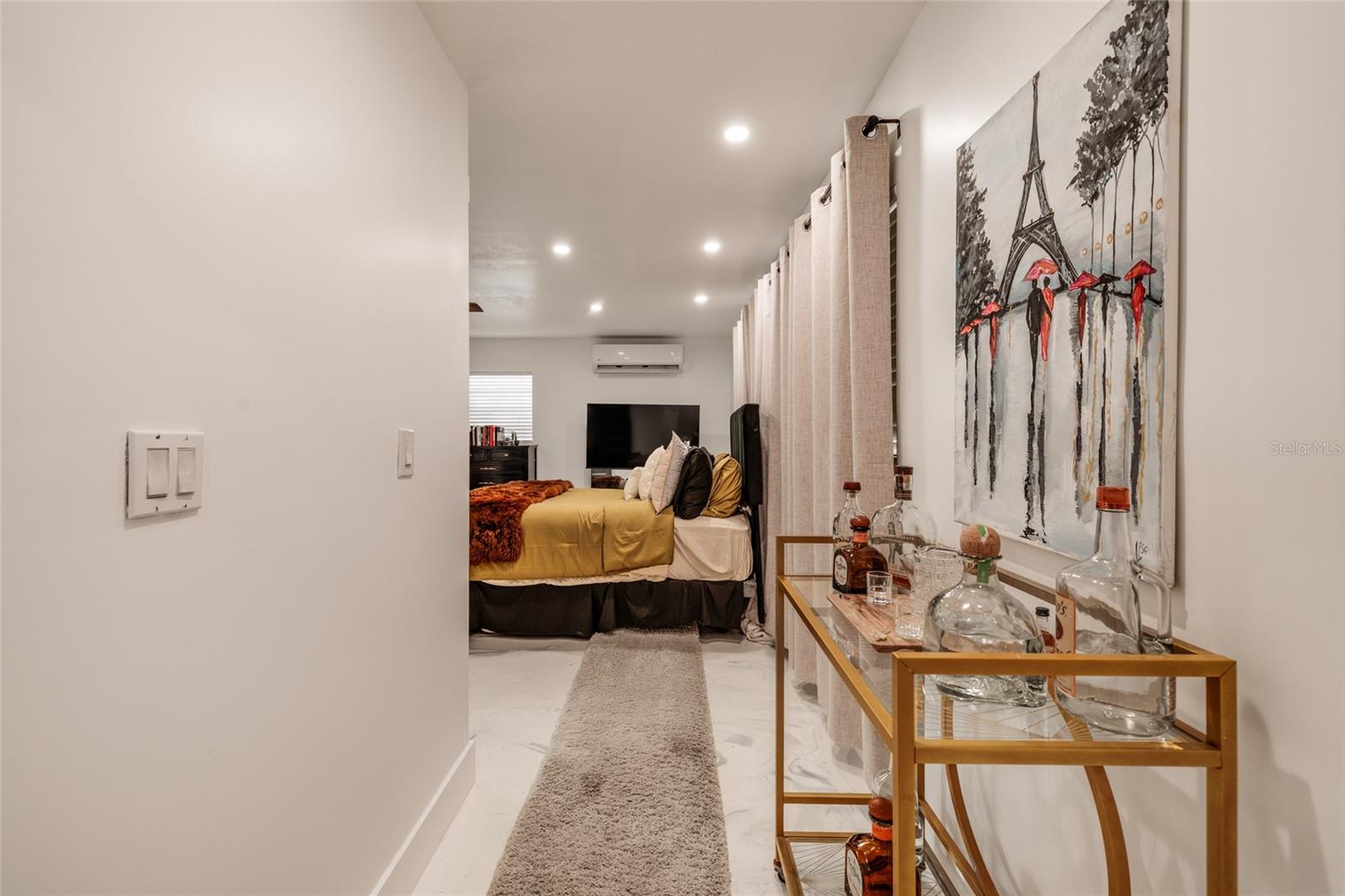 Image 27 of 49 For 2216 Occident Street