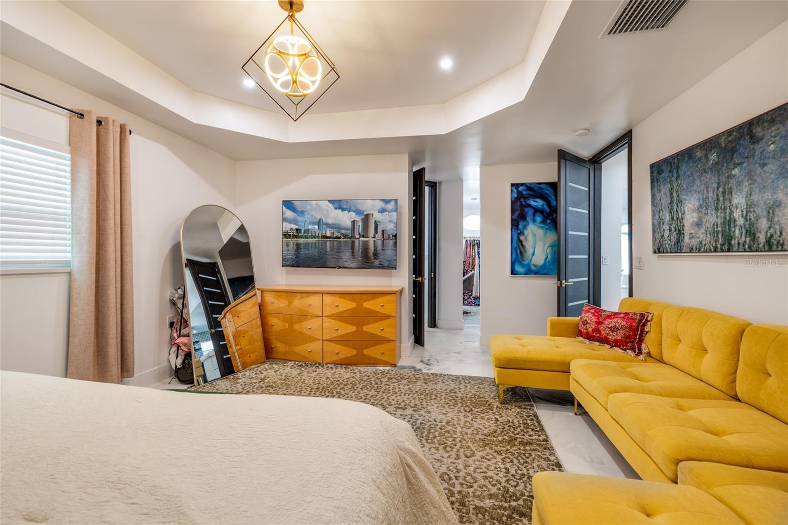 Image 34 of 49 For 2216 Occident Street