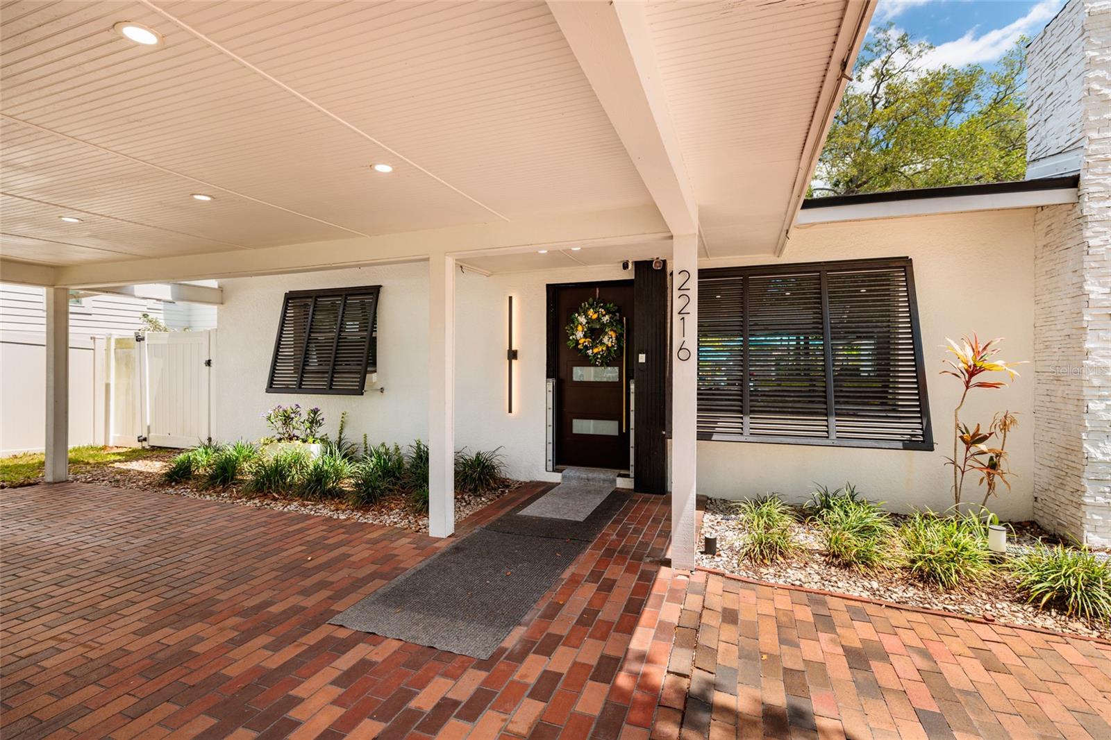 Image 5 of 49 For 2216 Occident Street