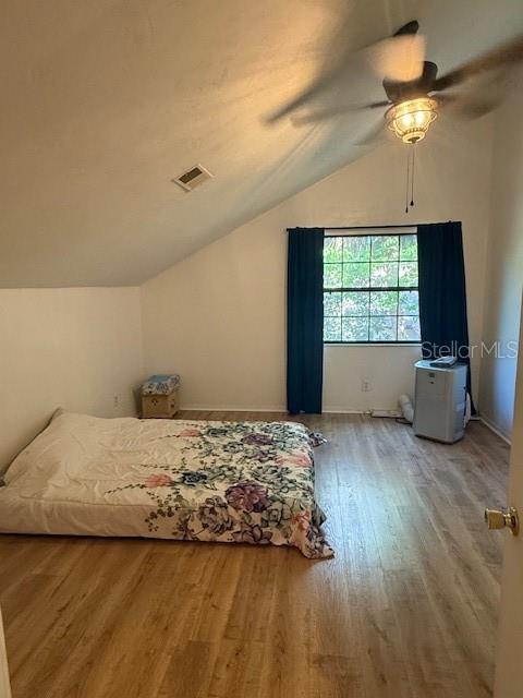 Image 25 of 37 For 823 Long Meadow Court