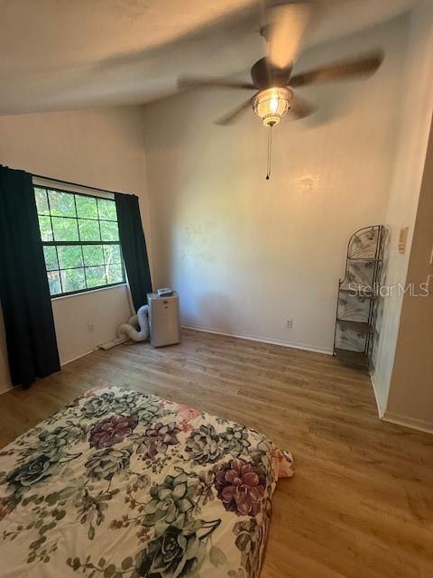 Image 26 of 37 For 823 Long Meadow Court