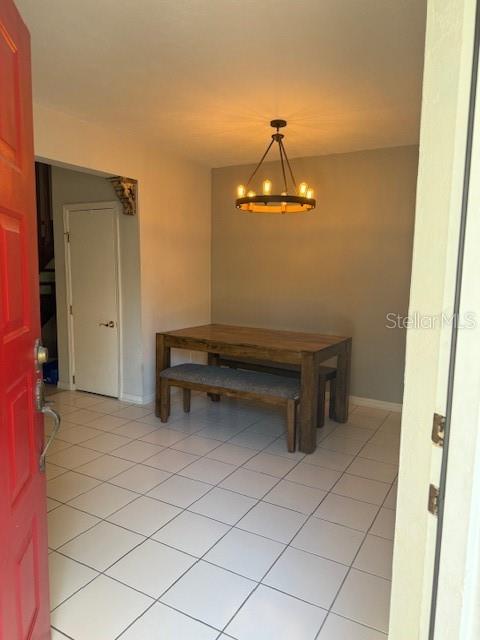 Image 4 of 37 For 823 Long Meadow Court