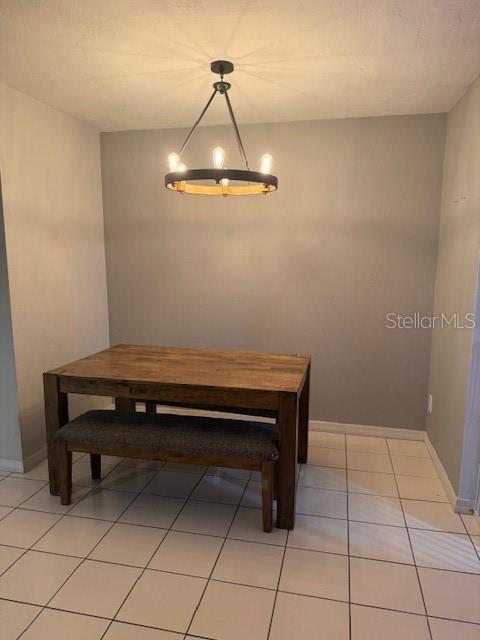 Image 5 of 37 For 823 Long Meadow Court