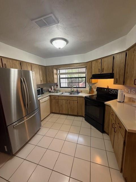 Image 8 of 37 For 823 Long Meadow Court