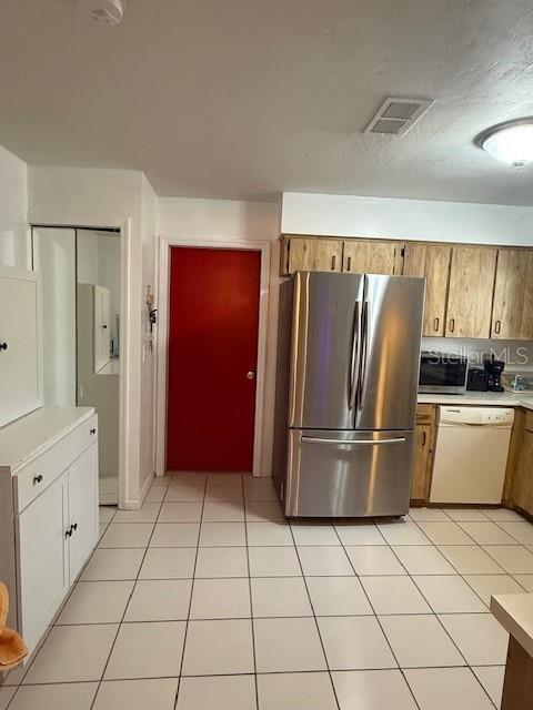 Image 9 of 37 For 823 Long Meadow Court