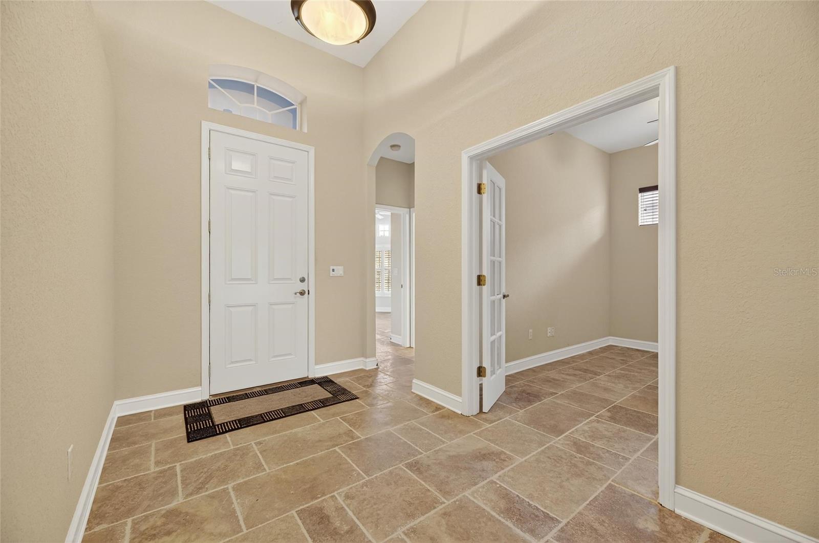 Image 11 of 75 For 1039 Emerald Dunes Drive