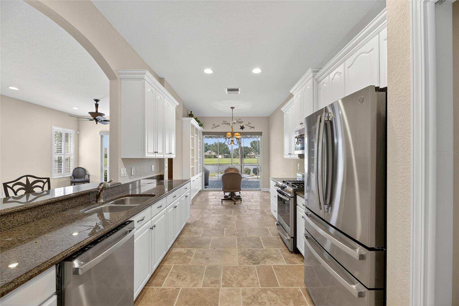 Image 22 of 75 For 1039 Emerald Dunes Drive