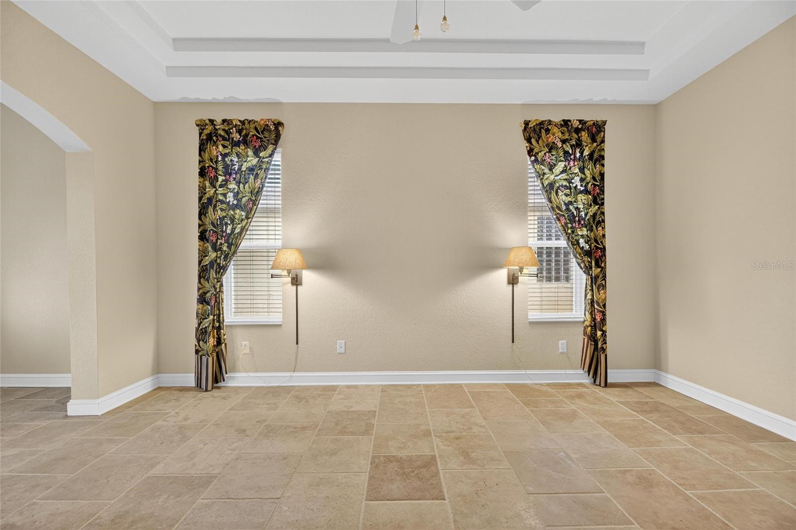 Image 36 of 75 For 1039 Emerald Dunes Drive