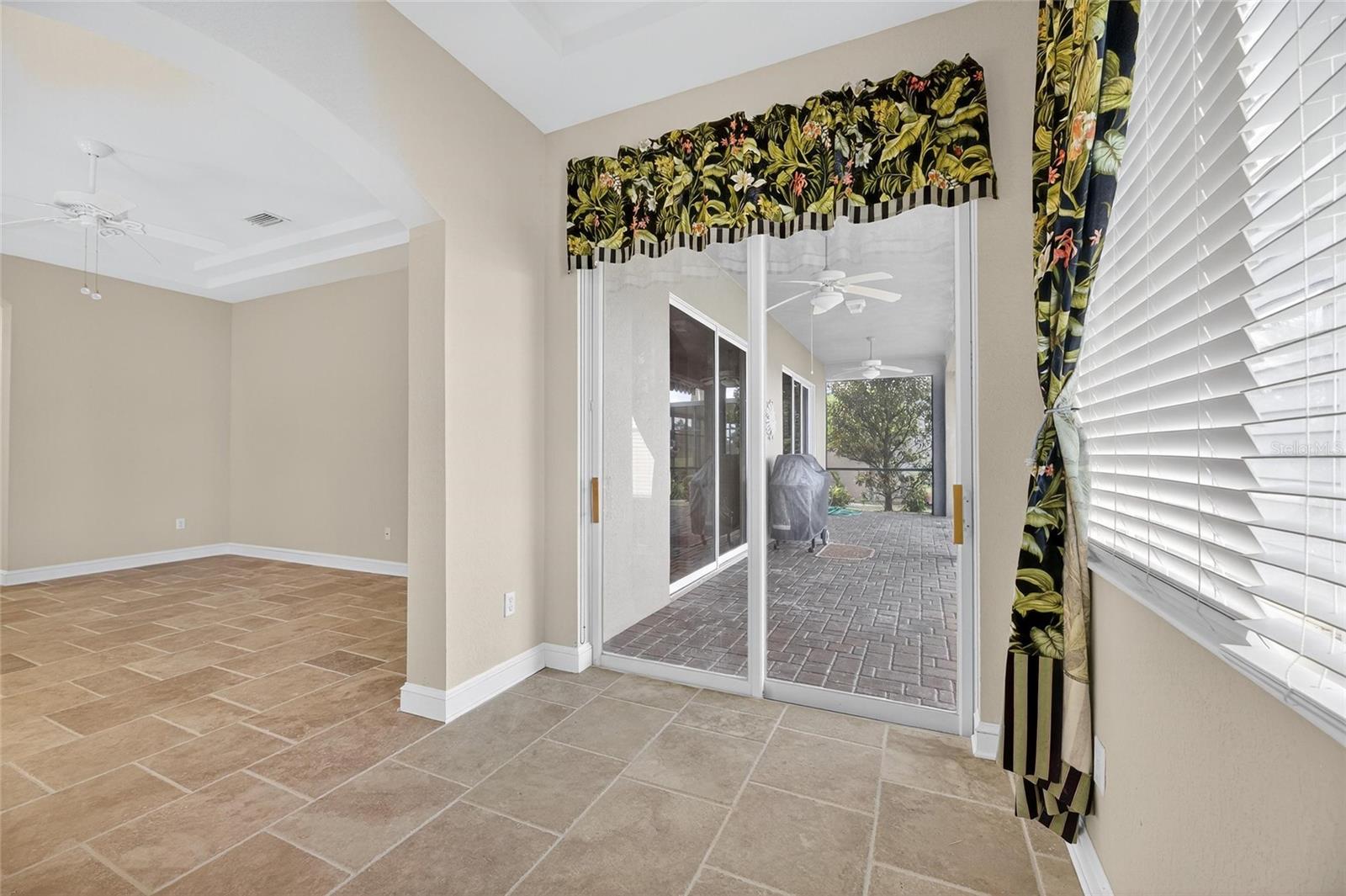 Image 39 of 75 For 1039 Emerald Dunes Drive