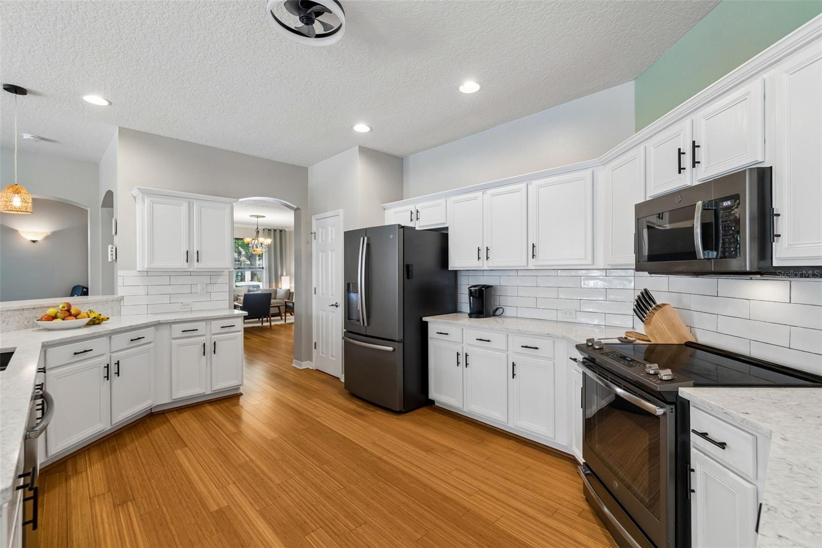 Listing photo id 11 for 10901 Wildcat Drive