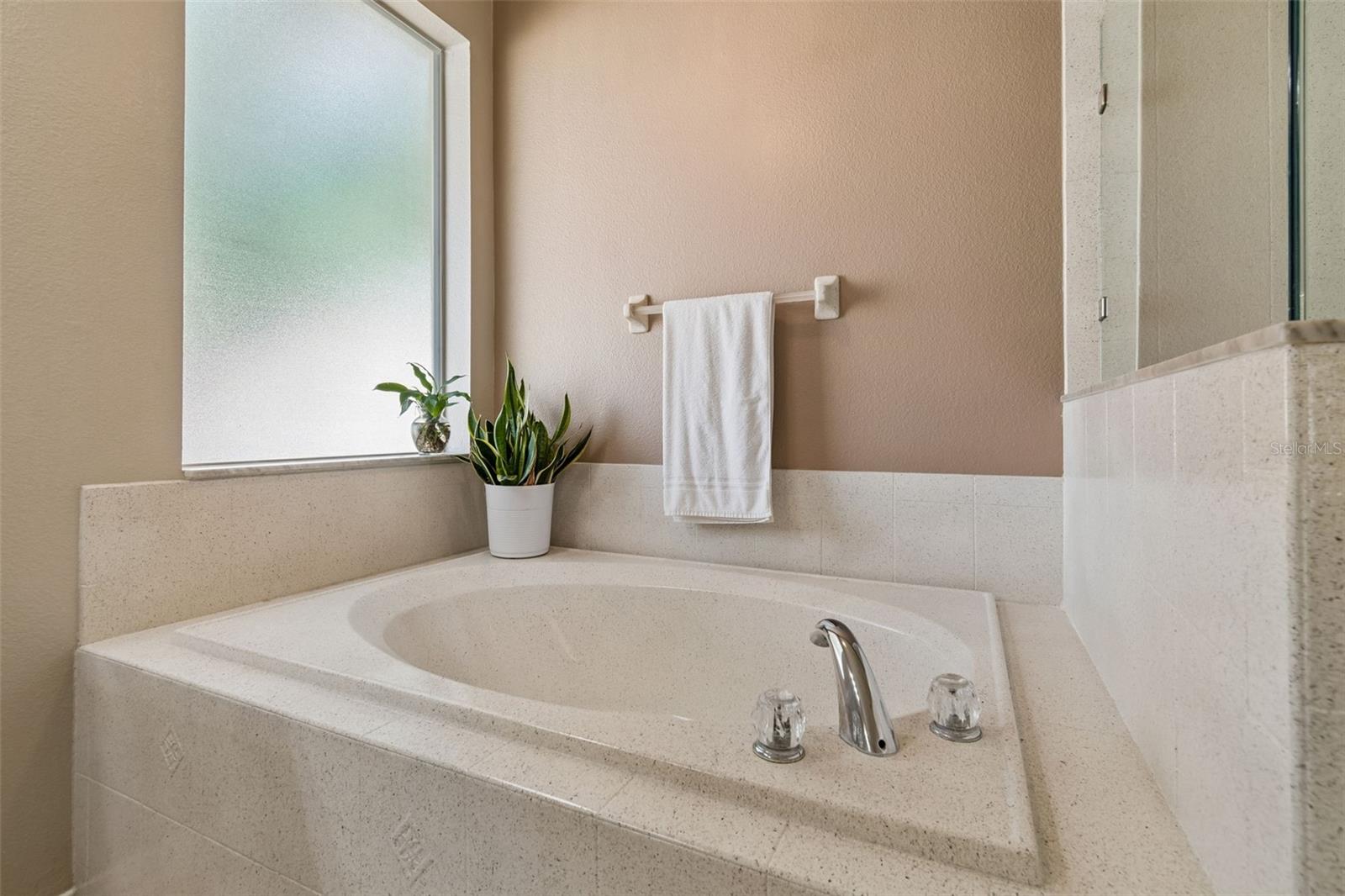 Listing photo id 29 for 10901 Wildcat Drive