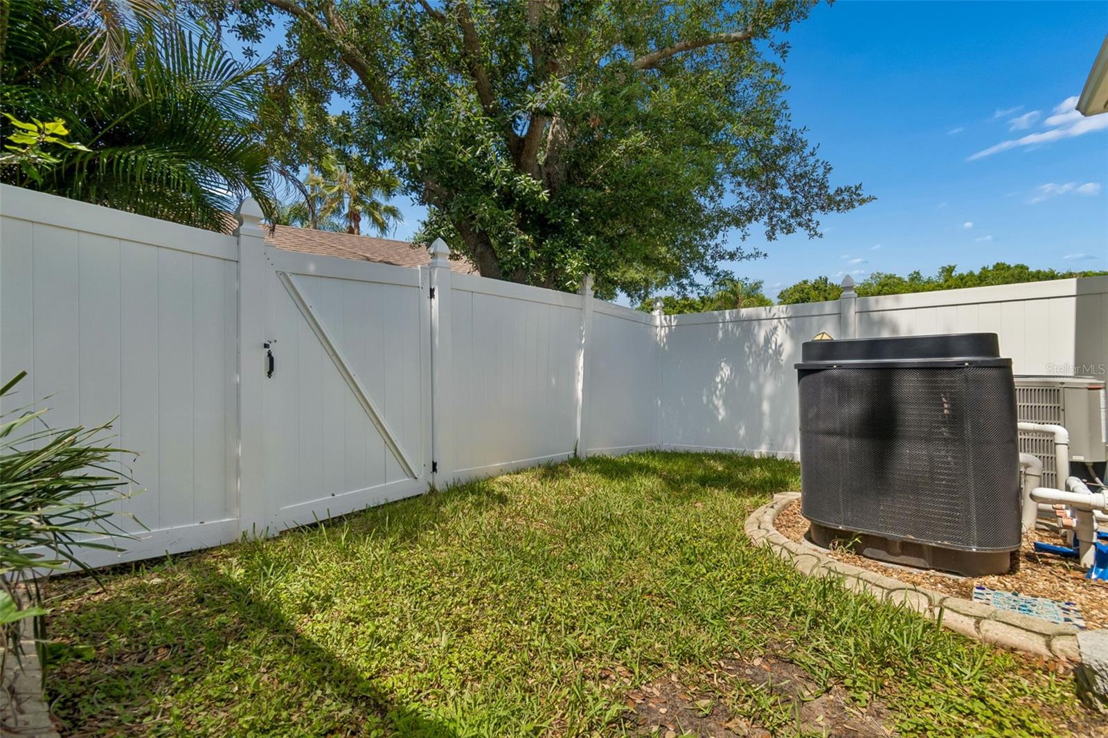 Listing photo id 39 for 10901 Wildcat Drive