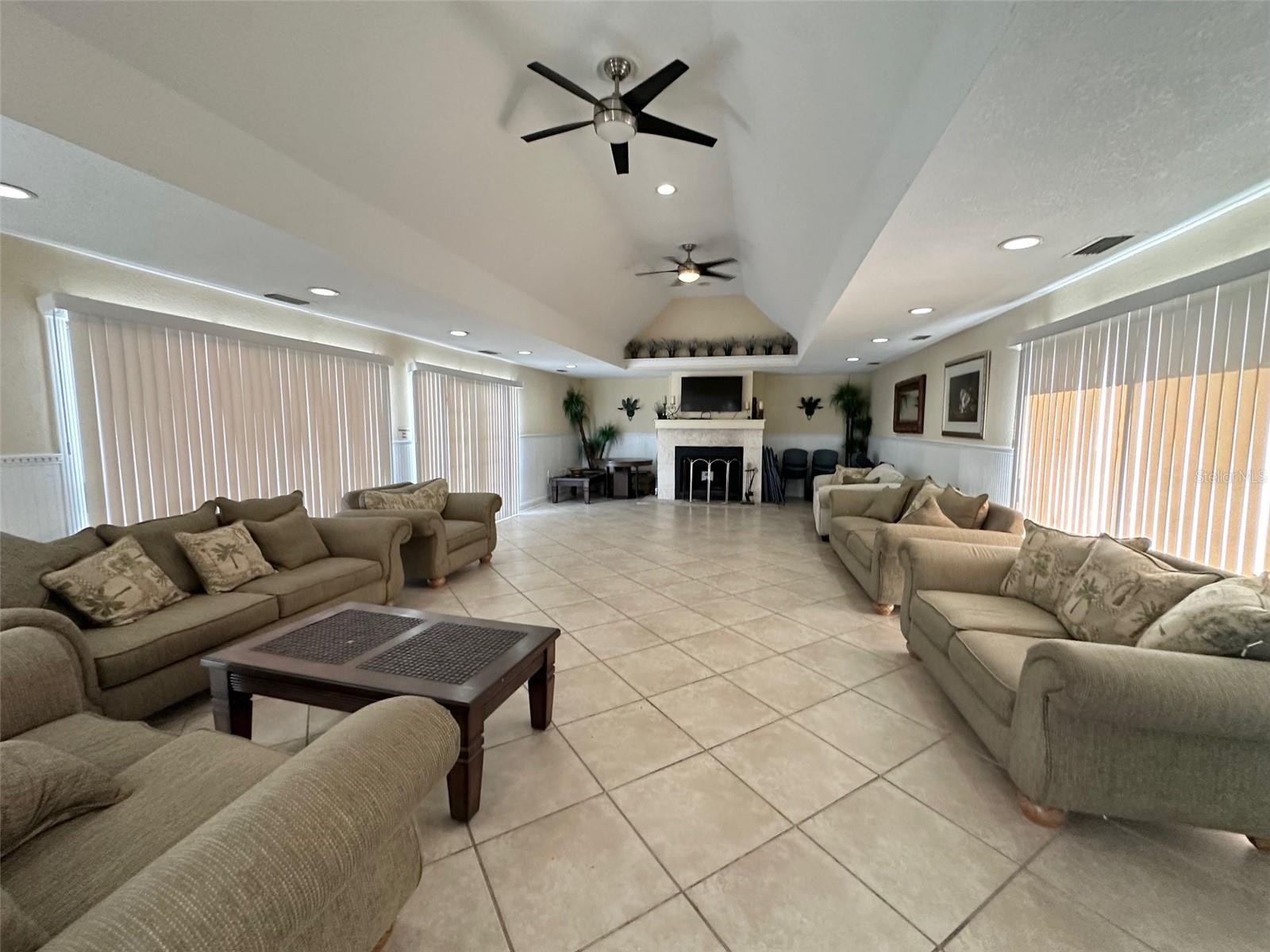 Image 20 of 23 For 455 Alt 19 S 13