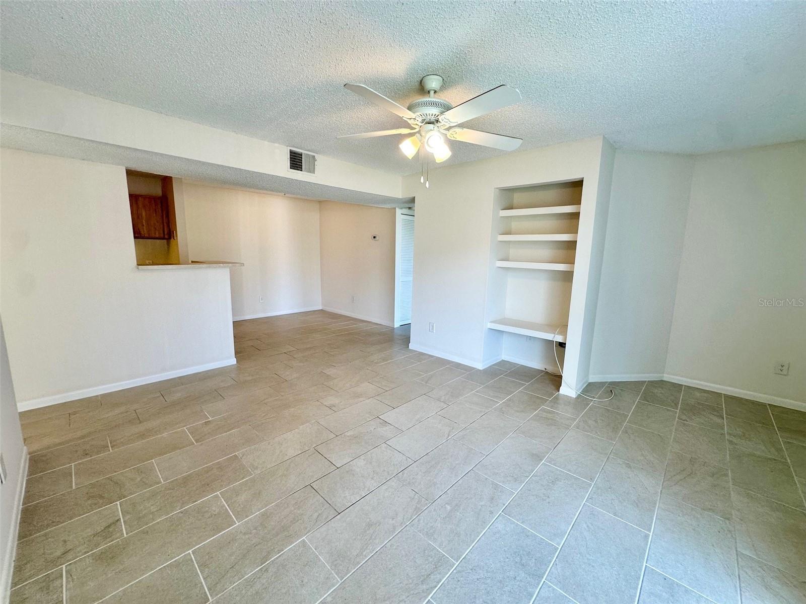 Image 6 of 23 For 455 Alt 19 S 13