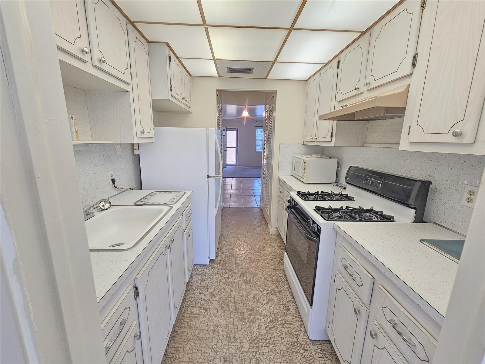 Image 7 of 27 For 3010 59th Street S 309