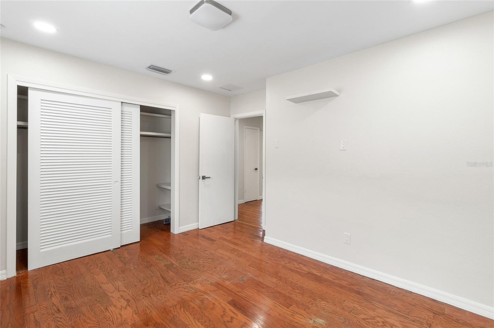 Image 24 of 46 For 1966 Sandra Drive