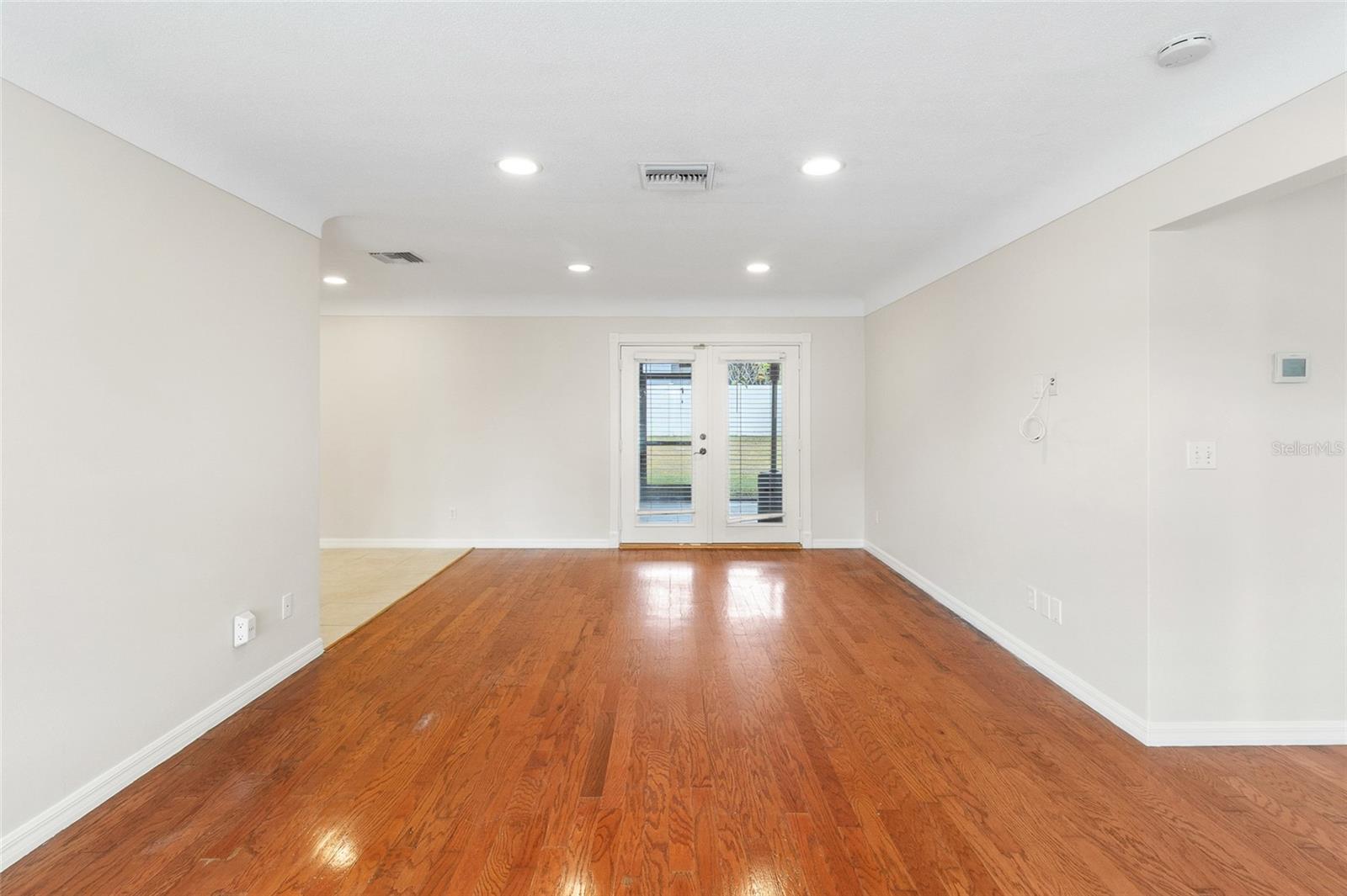 Image 5 of 46 For 1966 Sandra Drive